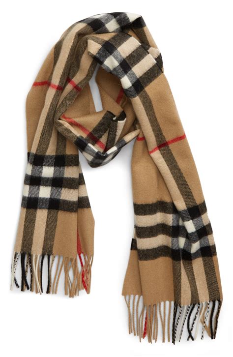 most popular Burberry scarf